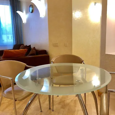 Brivibas Teika 90sq M 아파트 리가