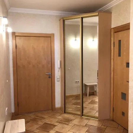 아파트 Brivibas Teika 90sq M *